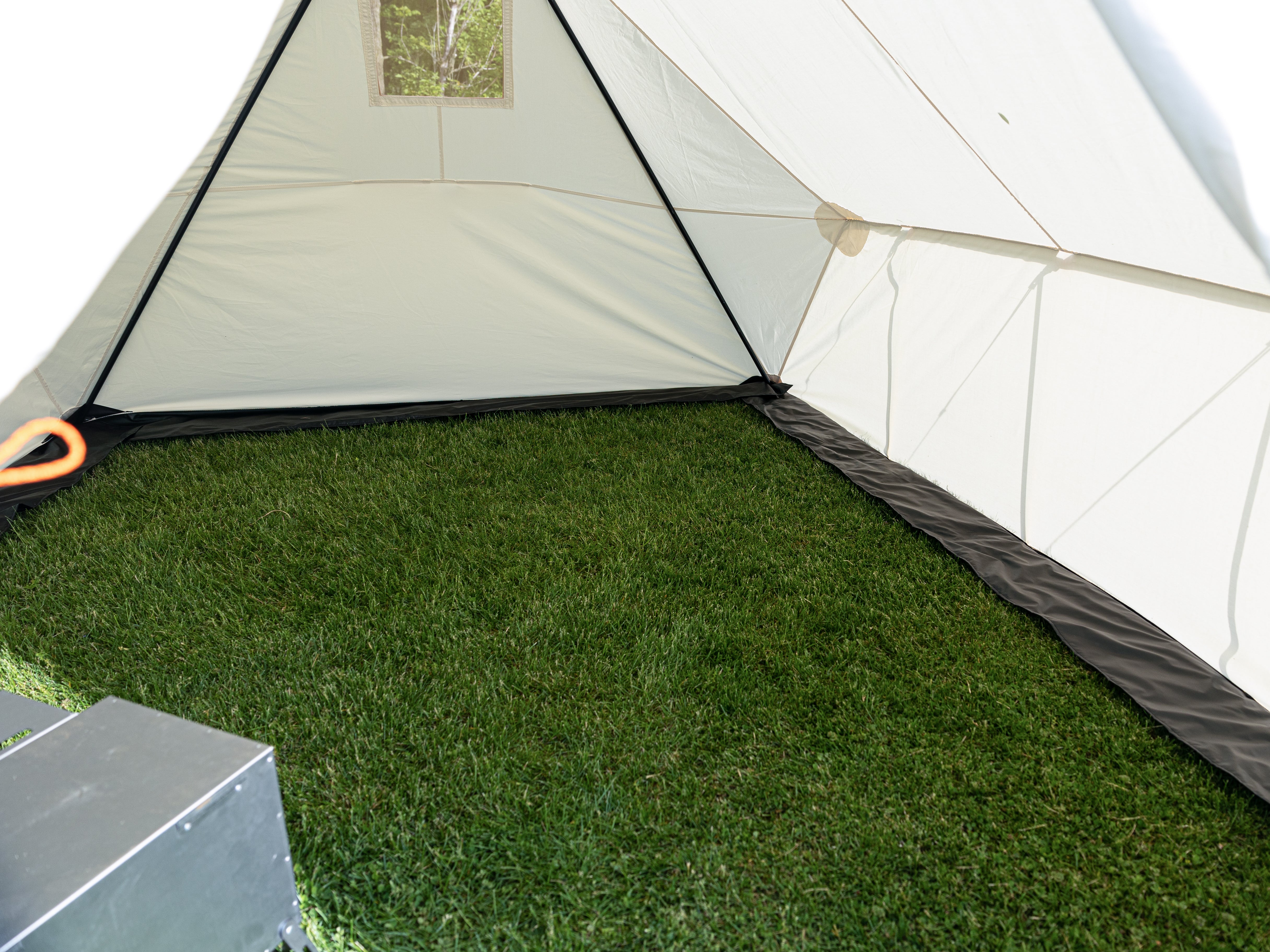 10x13 Outfitter – Snowtrekker Tents